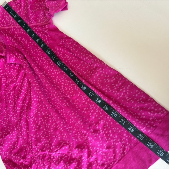 Lucy pink athletic top - Picture 5 of 7